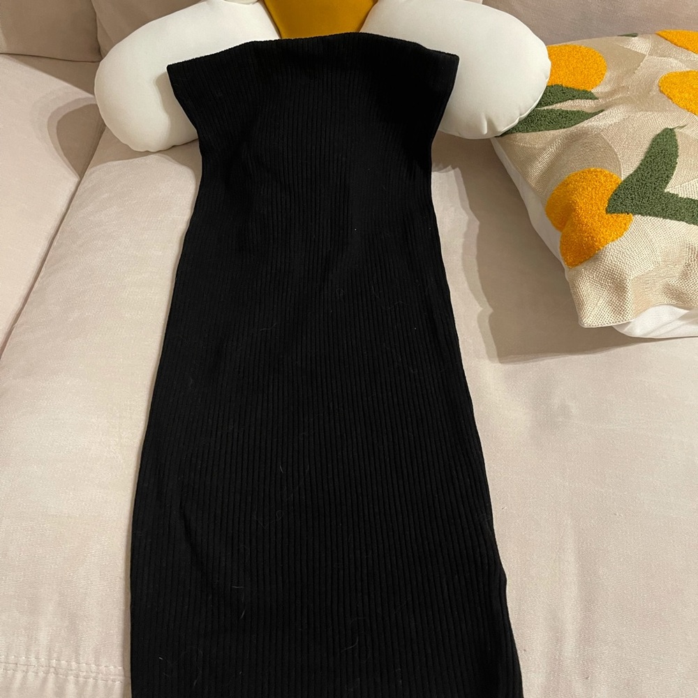 Club Monaco knee length skirt